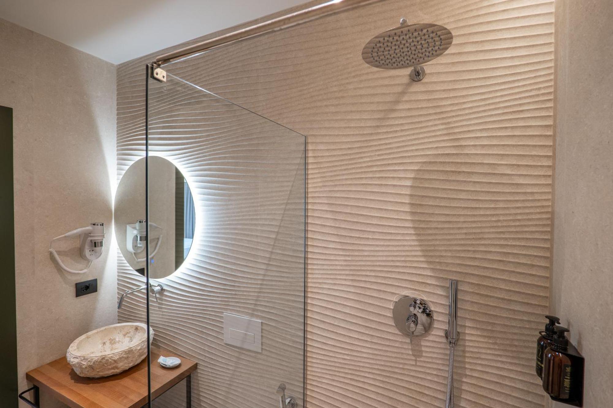 Kamara Rooms Sarandë Pokoj fotografie